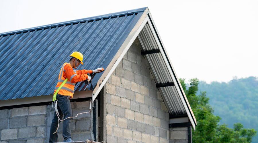 Professional gutter cleaning in Soper, OK